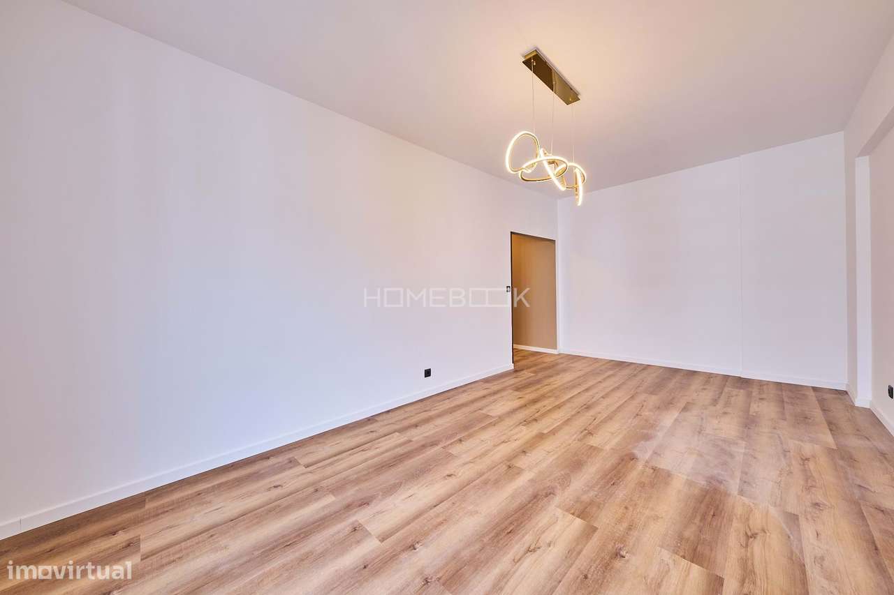 Apartamento T2 Totalmente Renovado na Quinta do Infantado em Loures - Grande imagem: 4/23