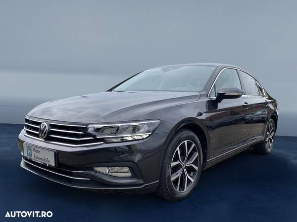 Volkswagen Passat - 4