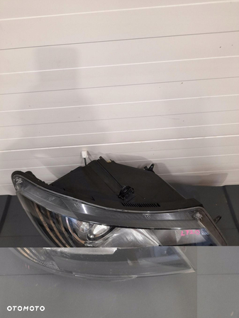 LAMPA PRZEDNIA PRAWA SKODA SUPERB 2 LIFT XENON - 2