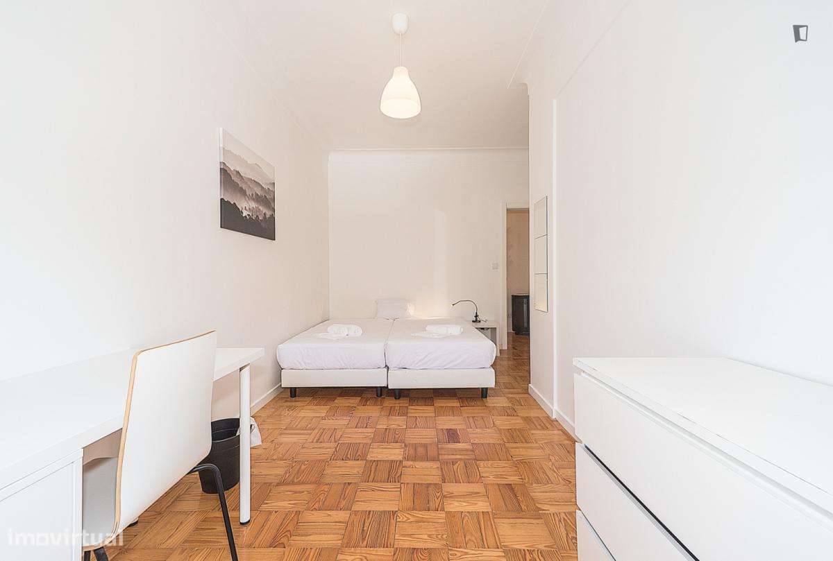 Quarto - localizado em Sete Rios Lisbon - Grande imagem: 5/8