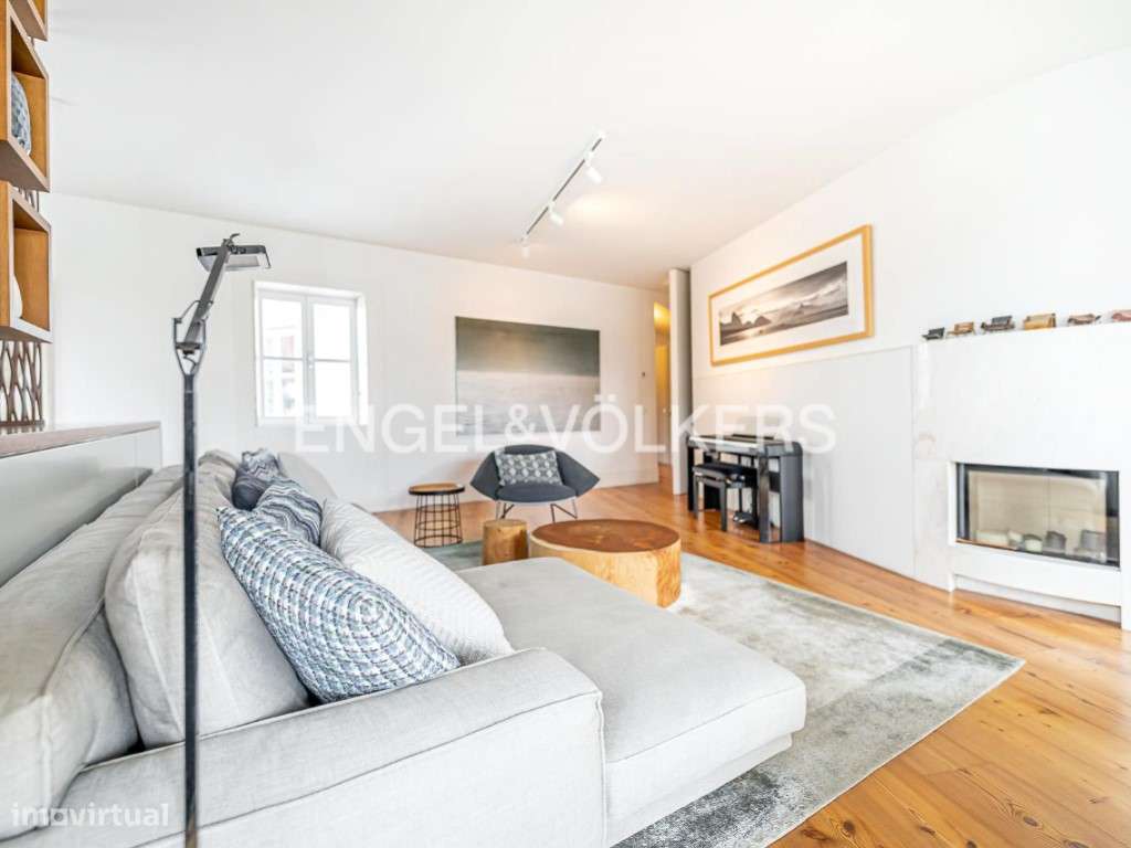 Apartamento T2 c/ garagem em Santa Maria Maior - Grande imagem: 4/25