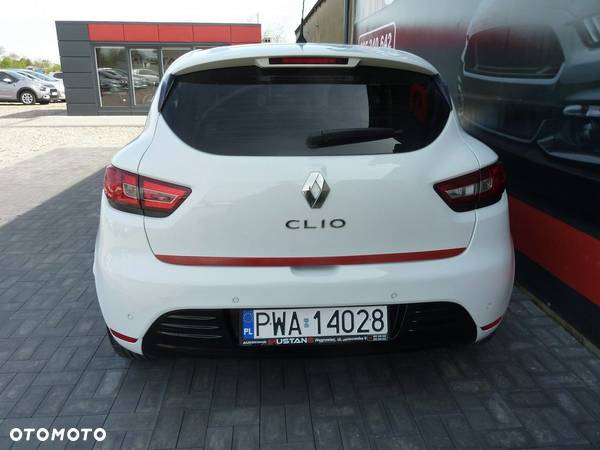 Renault Clio - 6