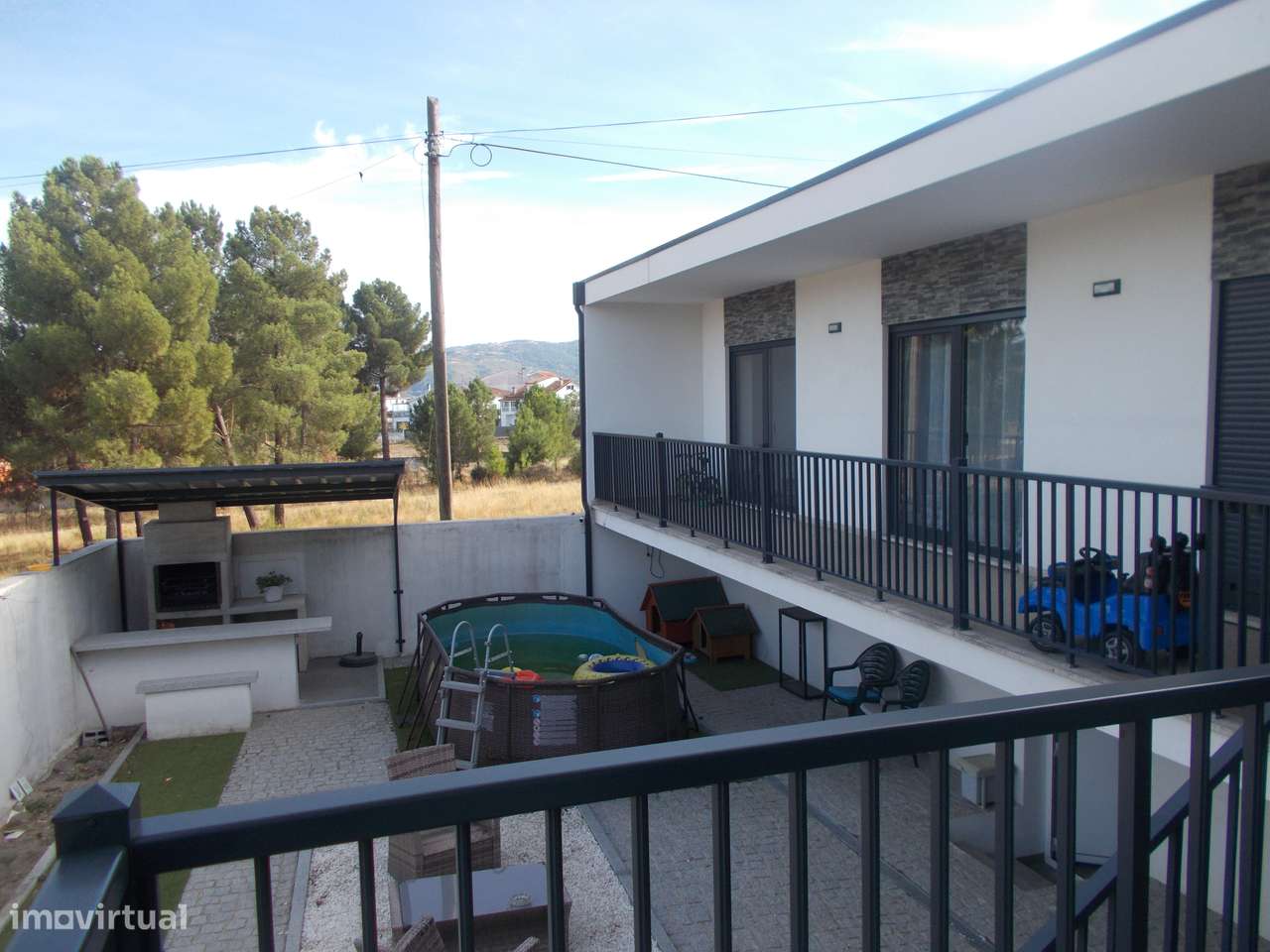 Casa em Chaves Oportunidade de Negocio-9