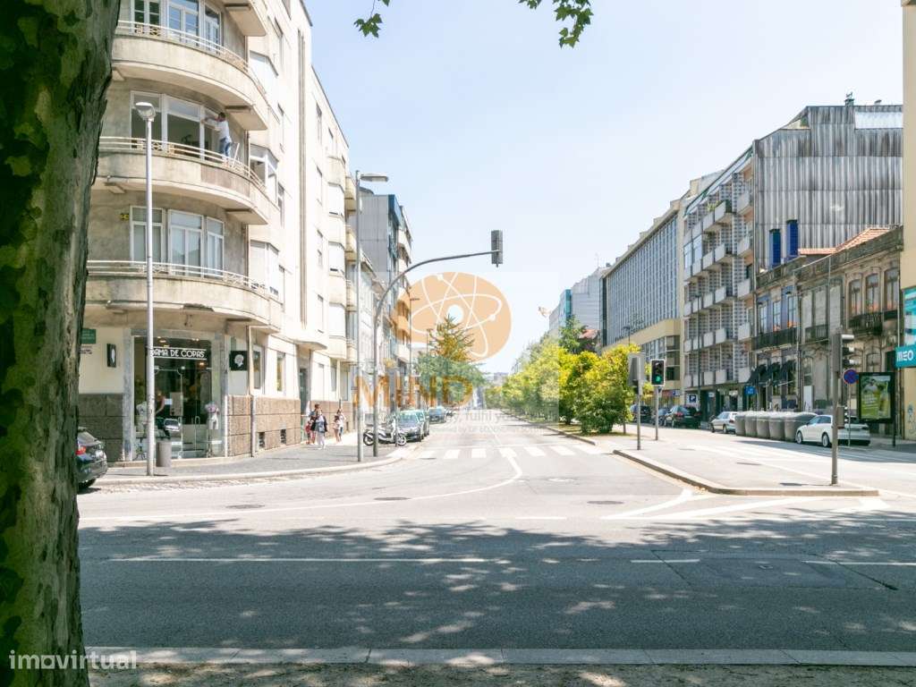 Venda Terreno Urbano Rua 5 de Outubro no Centro Histórico do Porto ...-30