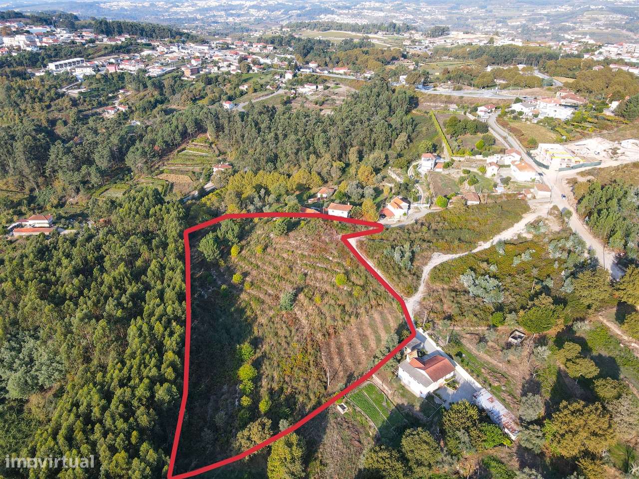 Terreno Rústico com 8.250 m² em Travanca, Amarante - Grande imagem: 2/16