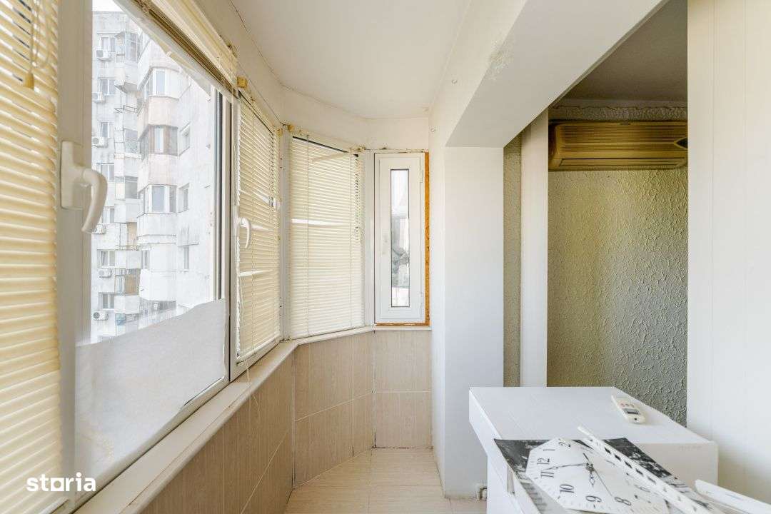 Apartament spatios, modernizat, 2 camere – Bd. Cosminului-11