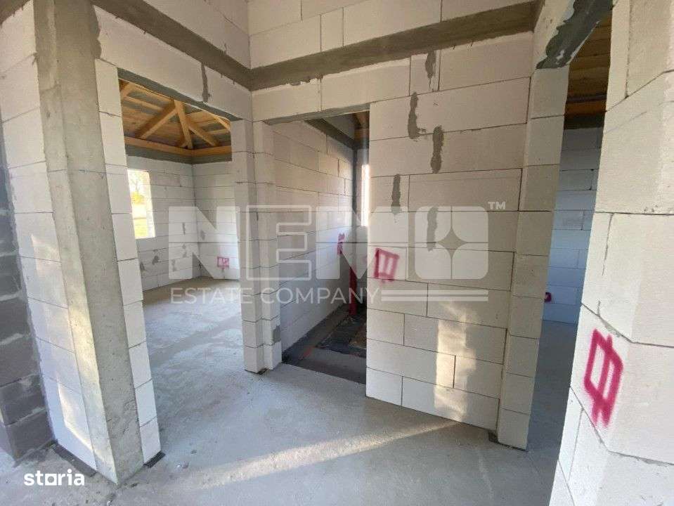 Case Hardic | La roșu | 720Mp - Imagine principală: 5/12