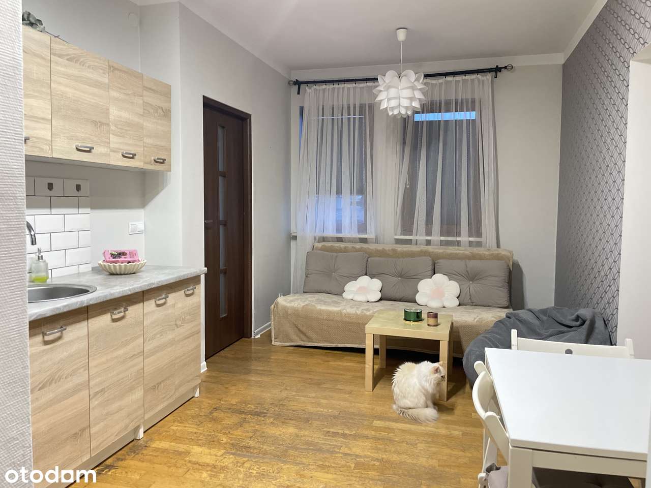 3-pokoje mieszkanie|48,32m²|ul. Czapińskiego|3200 zł + 800 zł|Biuro
