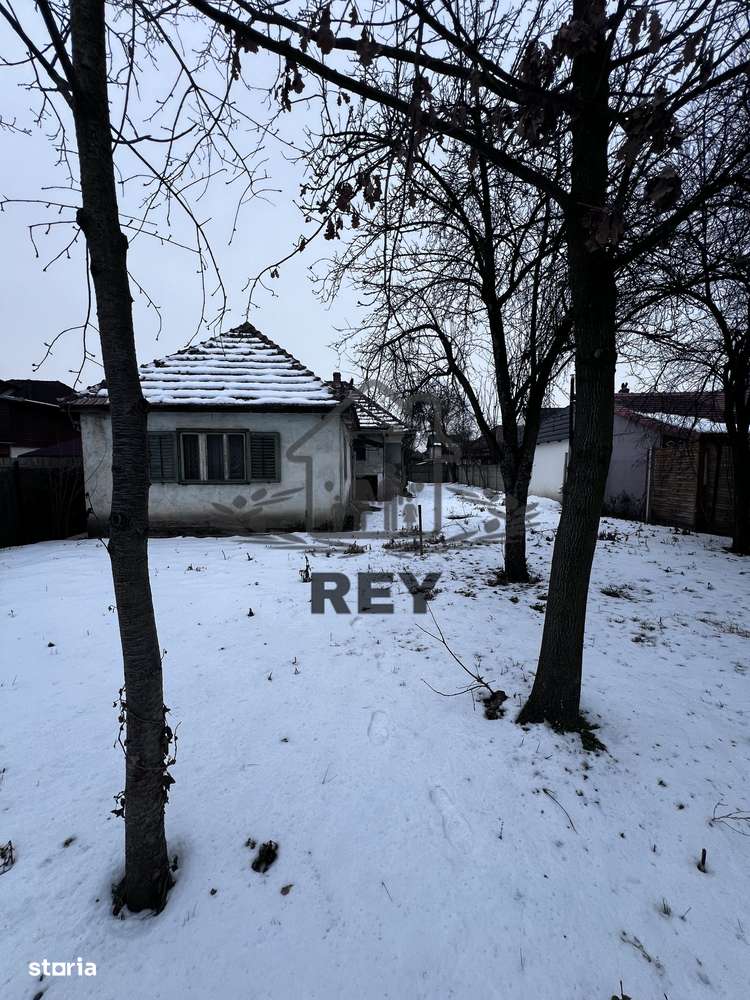 Teren de casă cu două corpuri de clădire – Cartier Lazaret, Sibiu-1