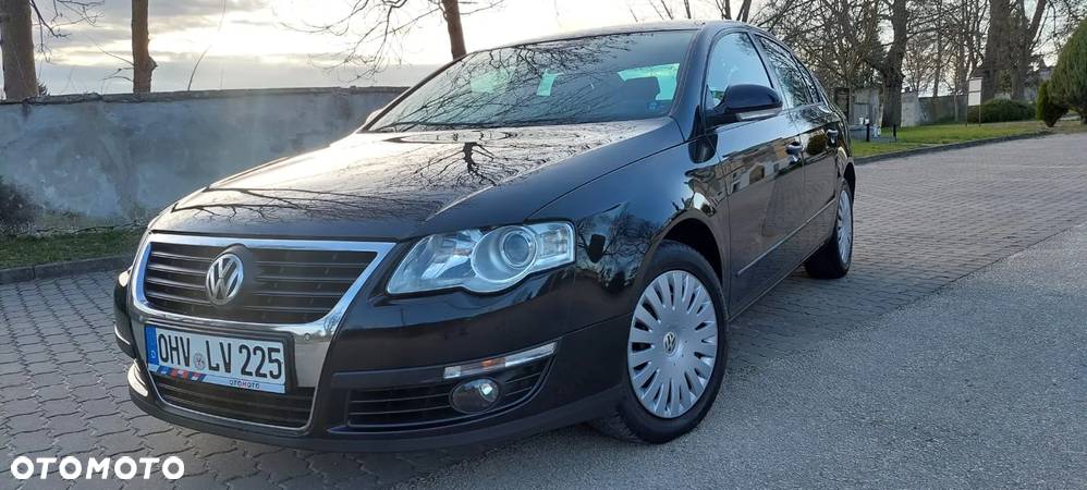 Volkswagen Passat - 10