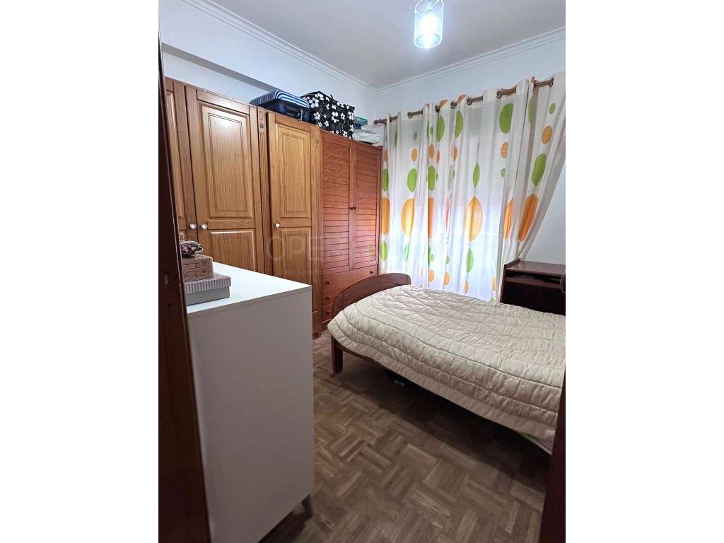 Apartamento T3 - Póvoa Sta. Iria-14