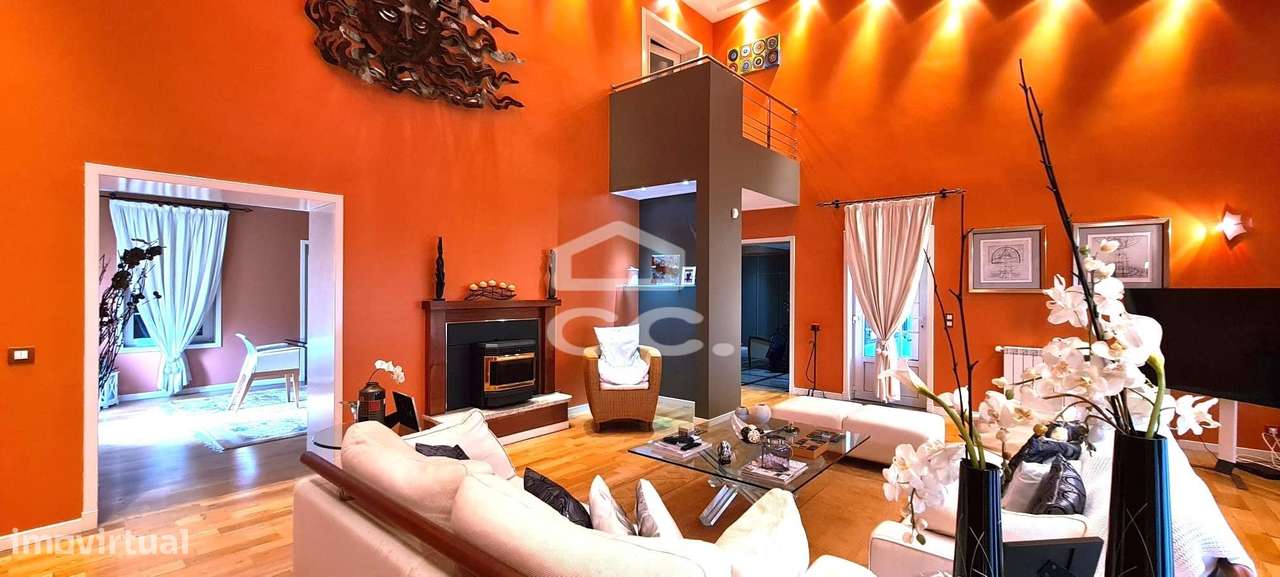 Vivenda de luxo com piscina e vistas deslumbrantes a minutos do centro - Grande imagem: 2/53