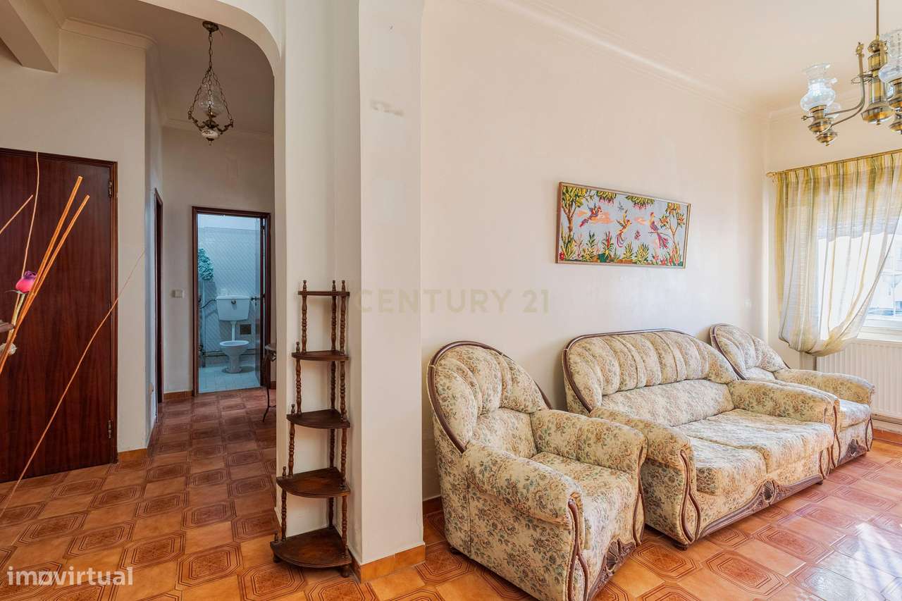 Oportunidade T3 para Venda em Vale do Cobro - Grande imagem: 4/25