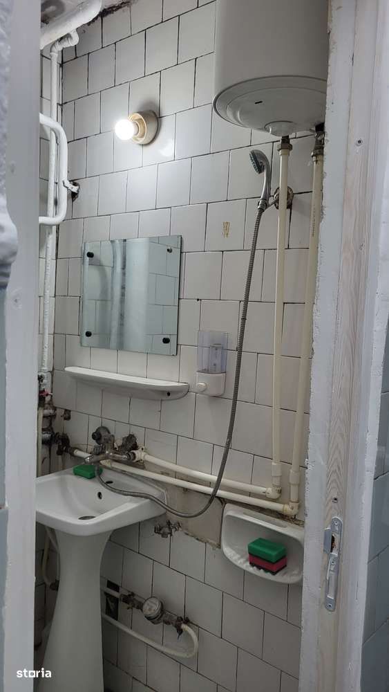 Garsoniera ieftina in Focsani, judetul Vrancea.-8