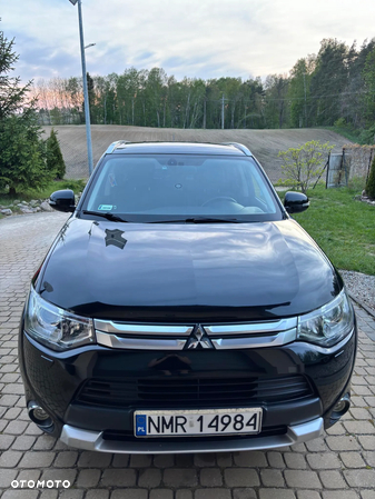 Mitsubishi Outlander 2.2 DID Intense + 4WD - 2