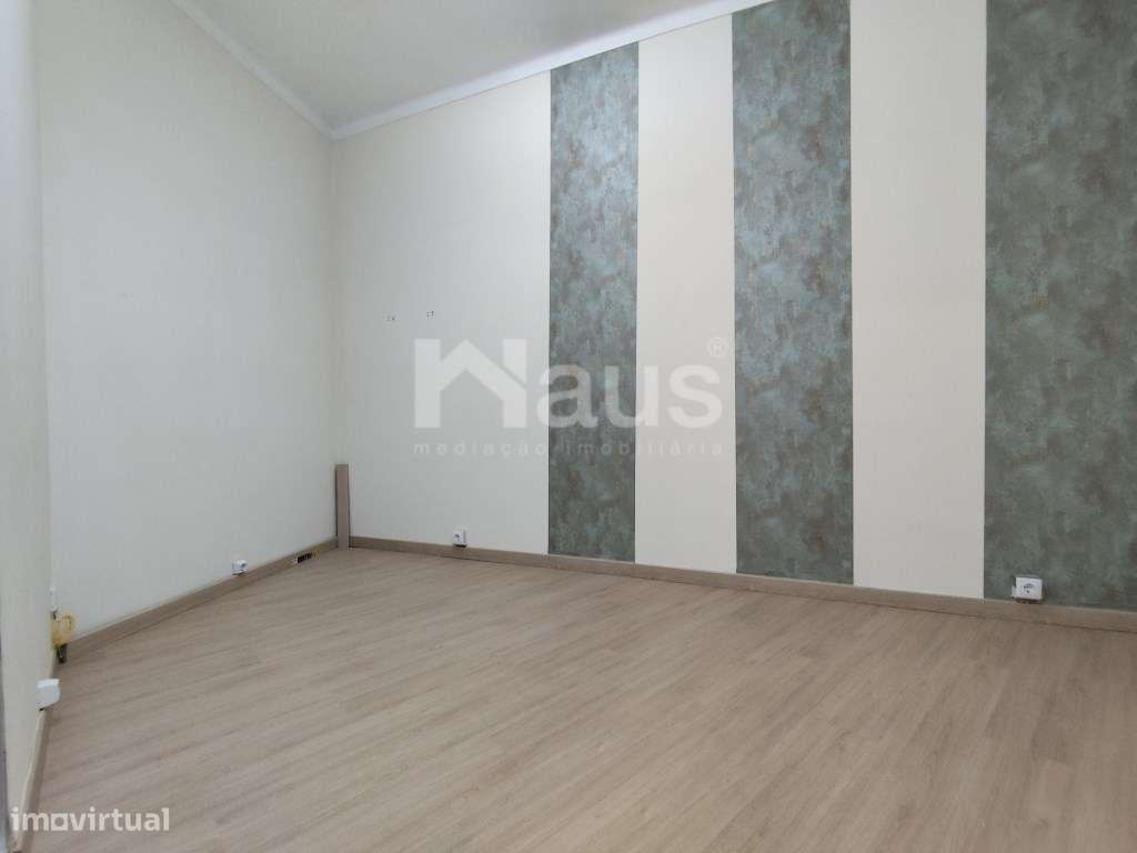 Loja Eurocentro 82 - Grande imagem: 4/5