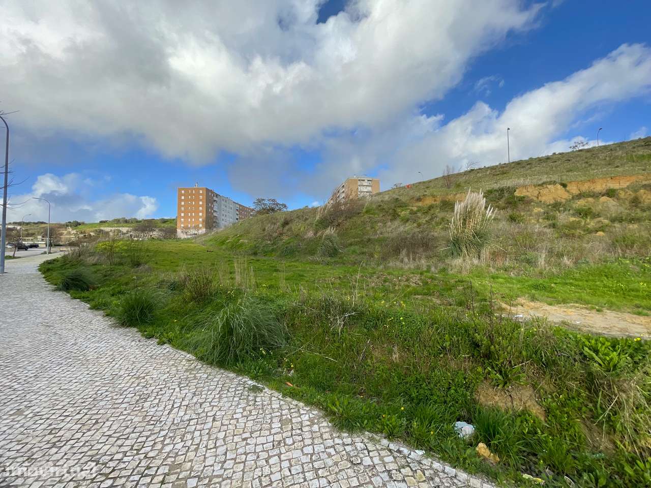 Terreno para Construção de Prédio - Lumiar - Lisboa-2