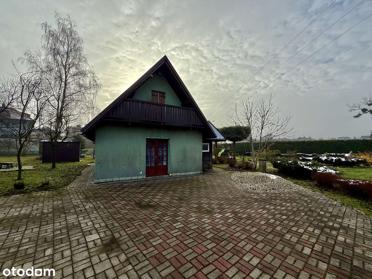 Atrakcyjna oferta! Dwa domy, garaż, fotowoltaika na dużej działce-4