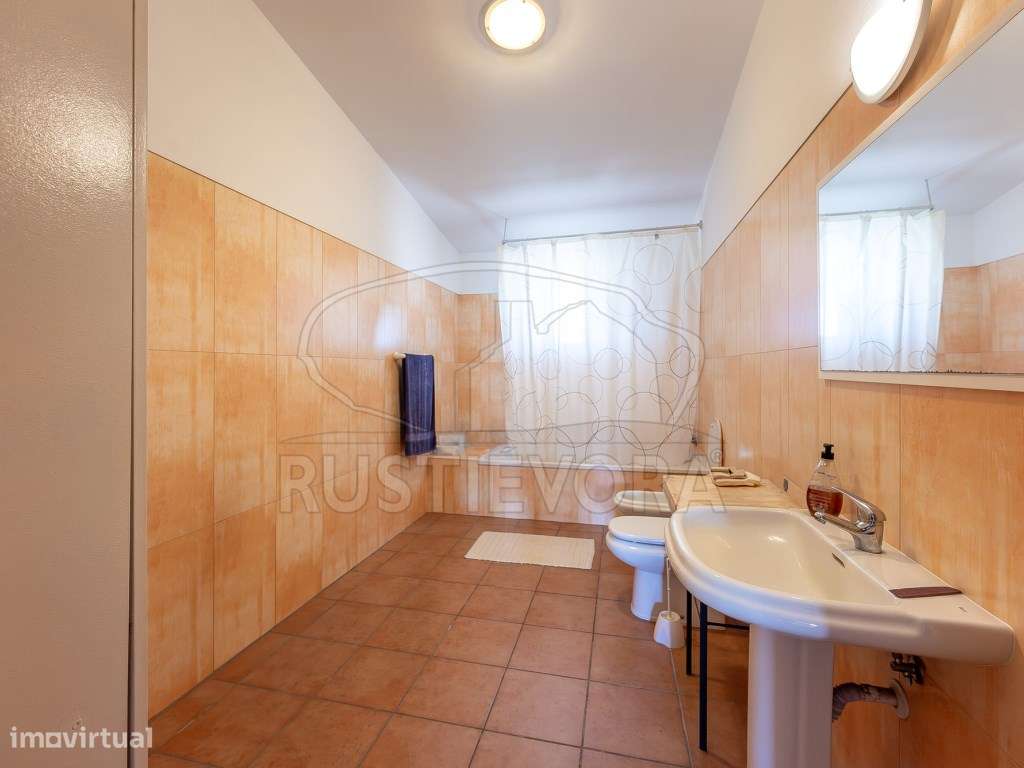 Quinta em Portel - 4,3 Ha de Tradição e Conforto-17