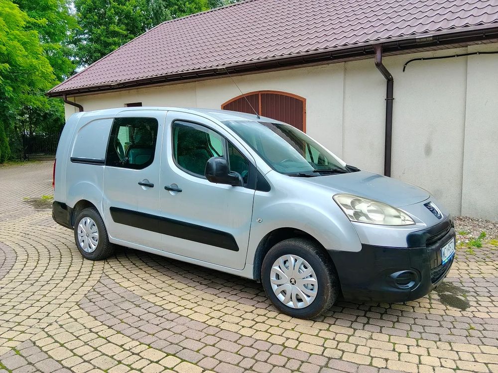 Peugeot Partner II (2008-2019) L2 Presence 2012