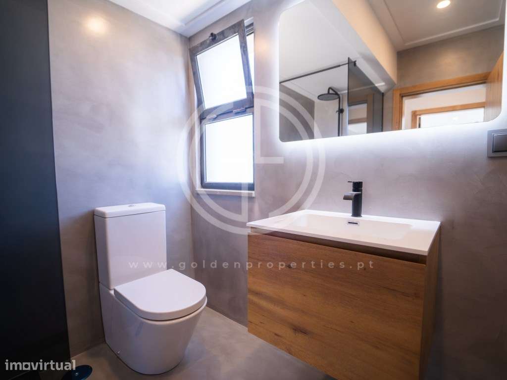 Invista na sua casa de sonho! Moradia T5 em Quarteira, perto da Pra...-25
