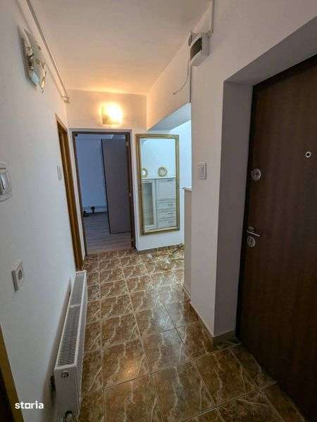 Apartament 2 camere + mansarda 45mp Onesti, zona de sus. - Imagine principală: 4/8