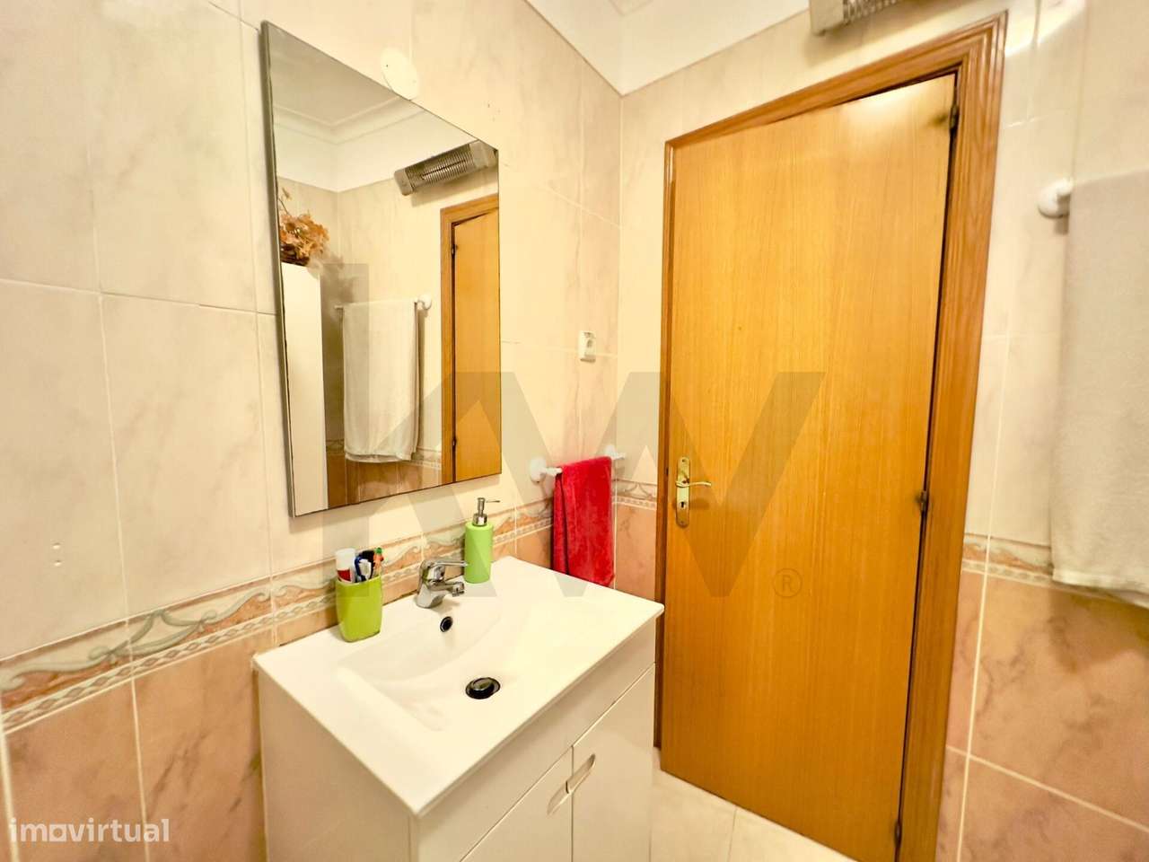 T2 com elevador na Urbanização do Buzano - São Domingos de Rana - Cas-19