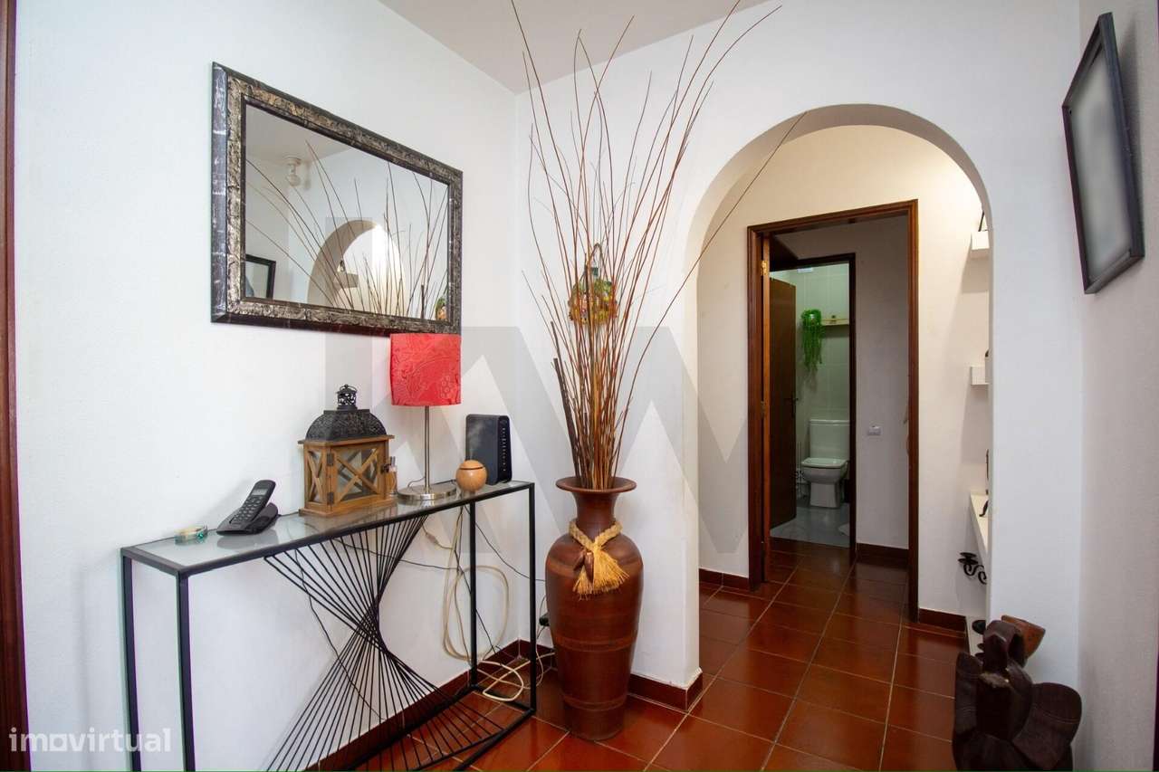 Excelente Oportunidade em Almeirim – Apartamento T3 com Terraço e Gara-6