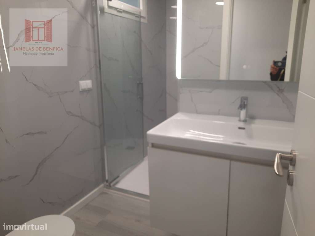 T2 Totalmente Remodelado, cozinha equipada- Benfica - Grande imagem: 5/12