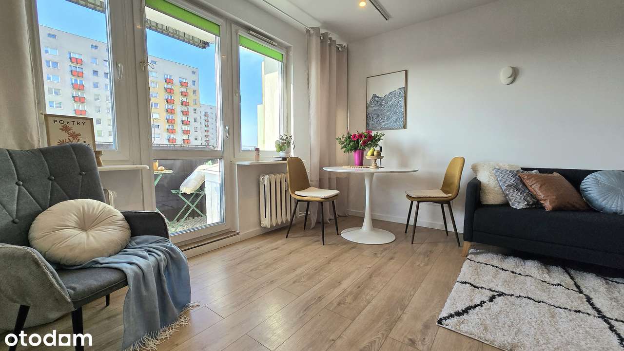 Komfortowa kawalerka na Winogradach z winda-8