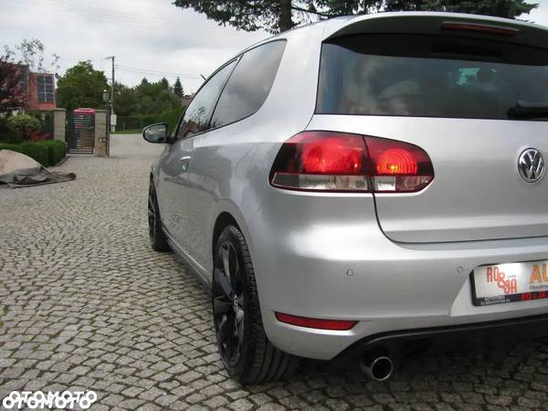 Volkswagen Golf 2.0 GTI DSG - 26