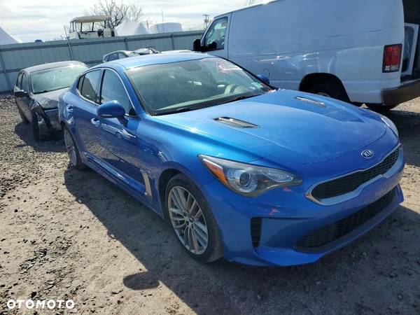 Kia Stinger - 5