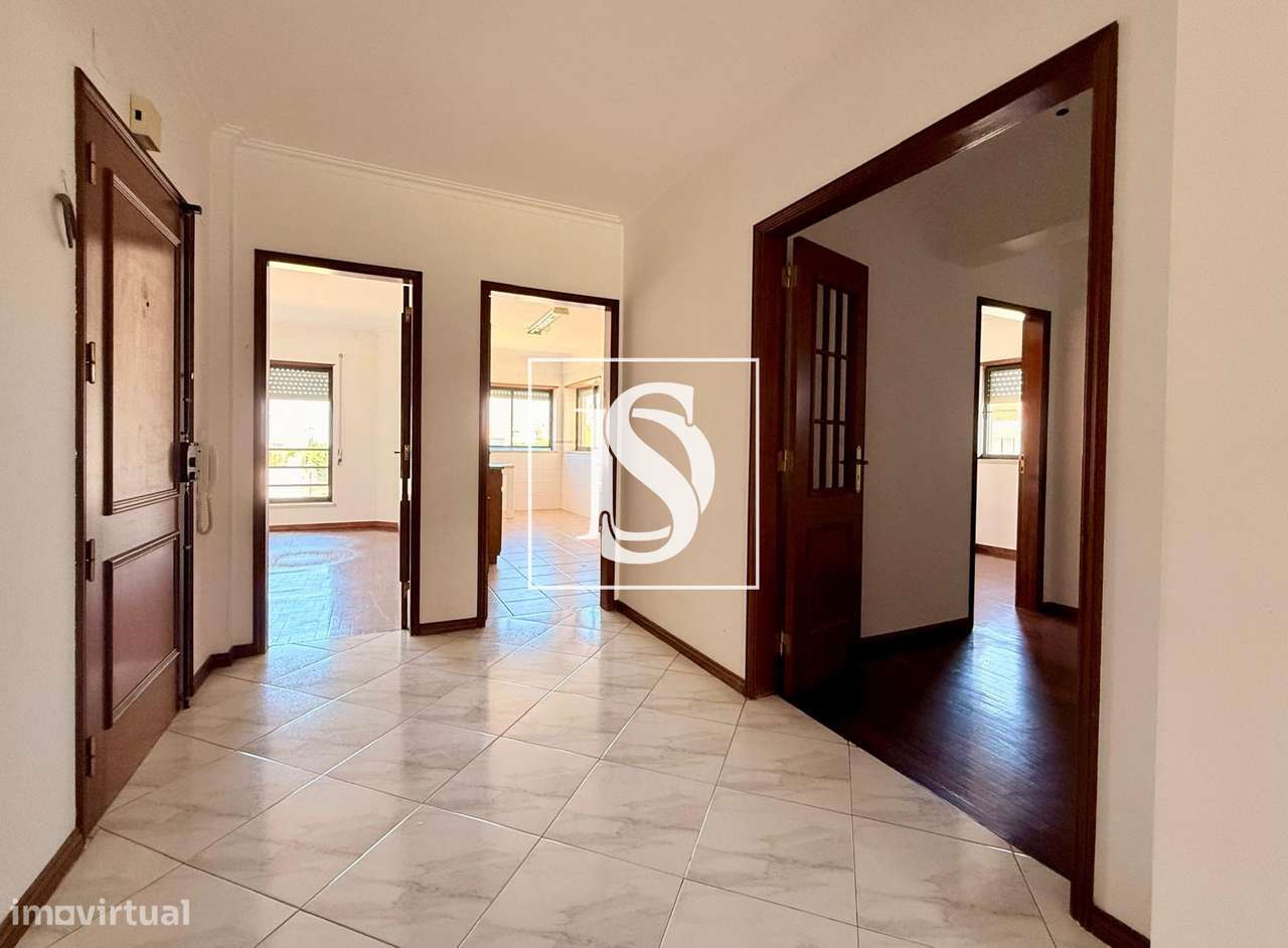 Apartamento T3 Venda em Santo António da Charneca,Barreiro-21