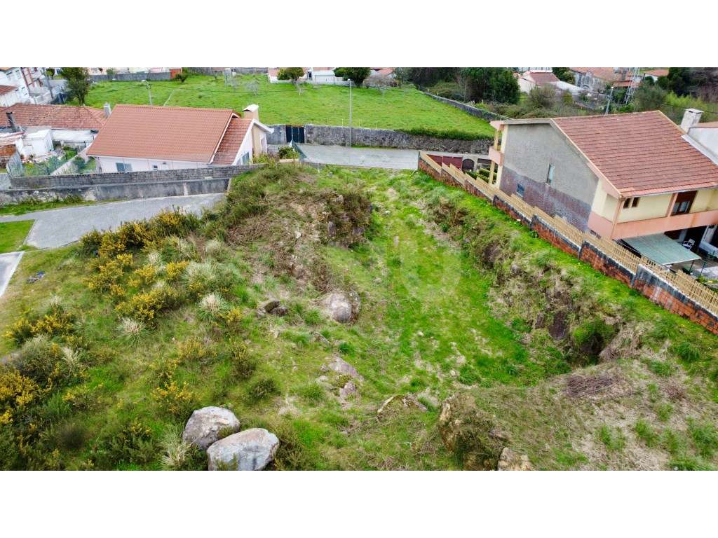 Terreno Urbano com Projeto Aprovado - Pedroso, Vila Nova de Gaia-4