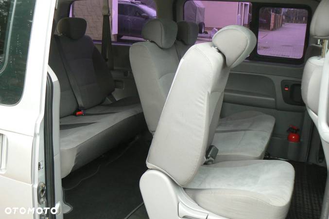 Hyundai H-1 - 10