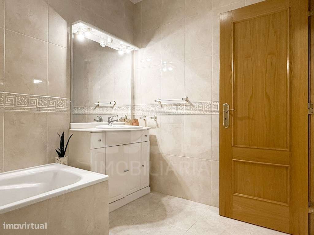 Apartamento T3 em Samora Correia-18
