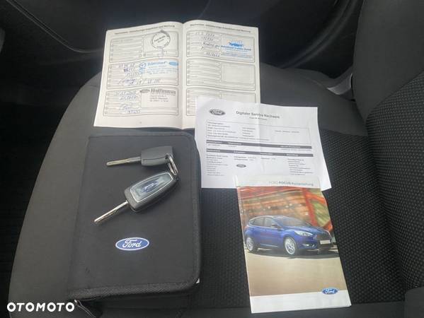 Ford Focus Turnier 1.5 TDCi DPF Start-Stopp-System Business - 24