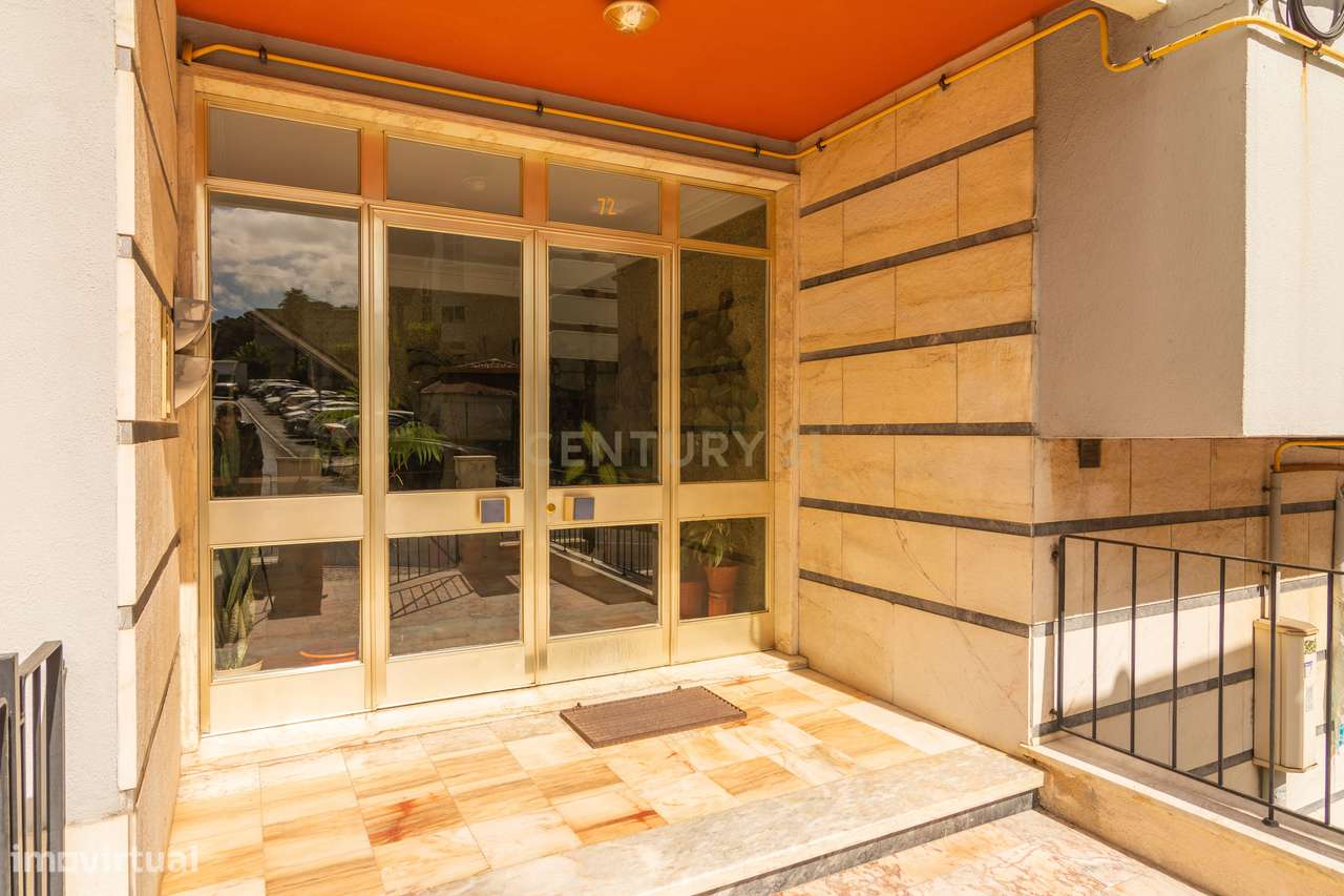 Apartamento T2 em Odivelas com Terraço e Boa Exposição Solar - Grande imagem: 2/22