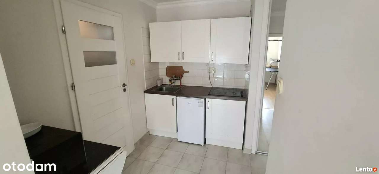 Blok, 2 pokoje - super lokalizacja w centrum-inwestycja lub dla siebie-3