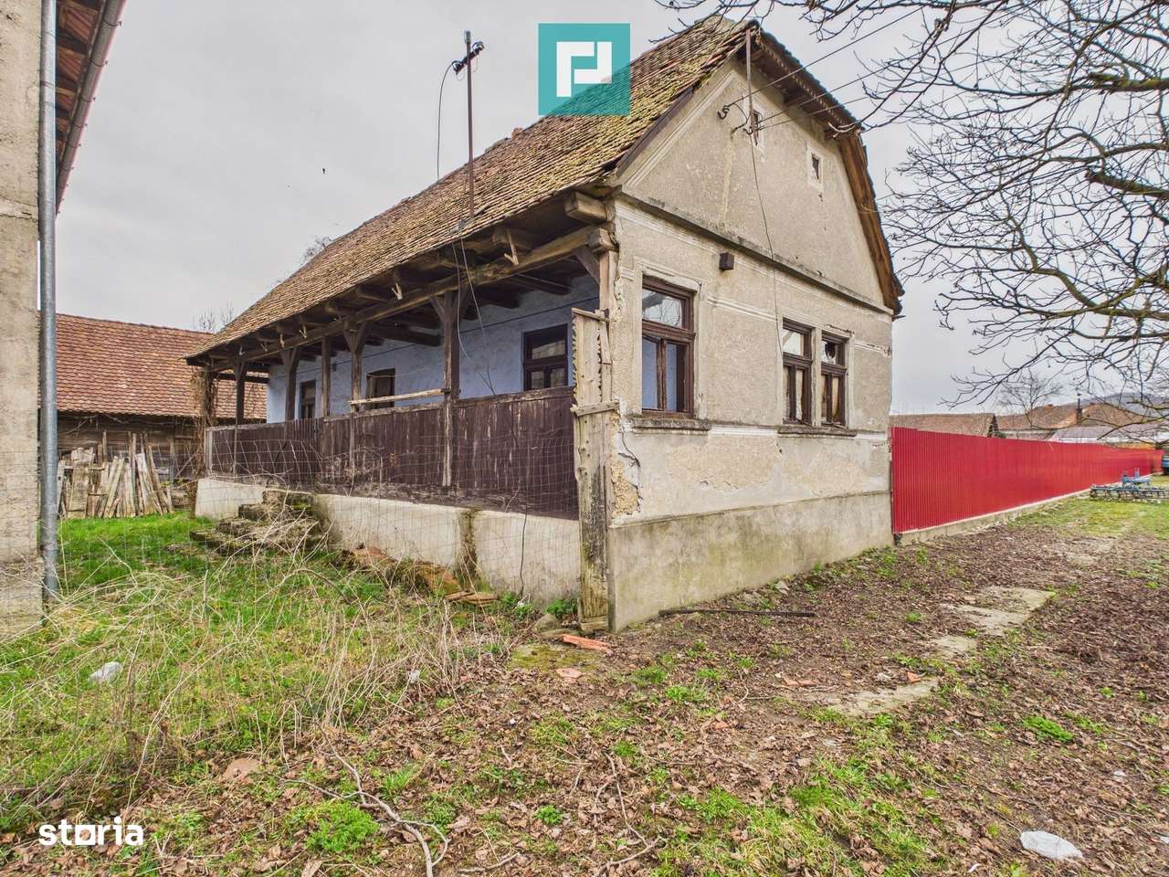 Casă la roșu în localitatea Almaș, Arad. - Imagine principală: 5/19