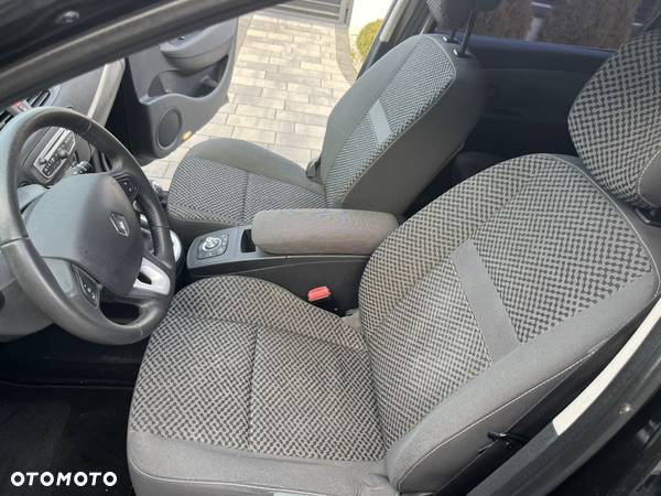 Renault Grand Scenic - 14