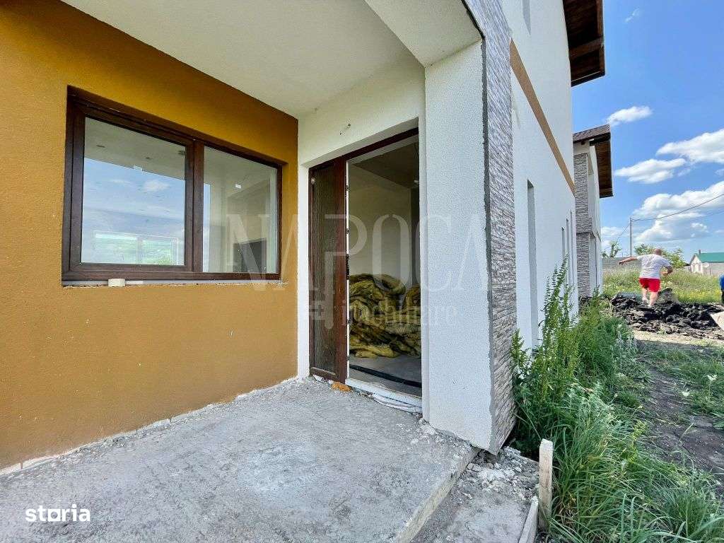 Casa 4 camere de vanzare in Campenesti - Imagine principală: 5/6