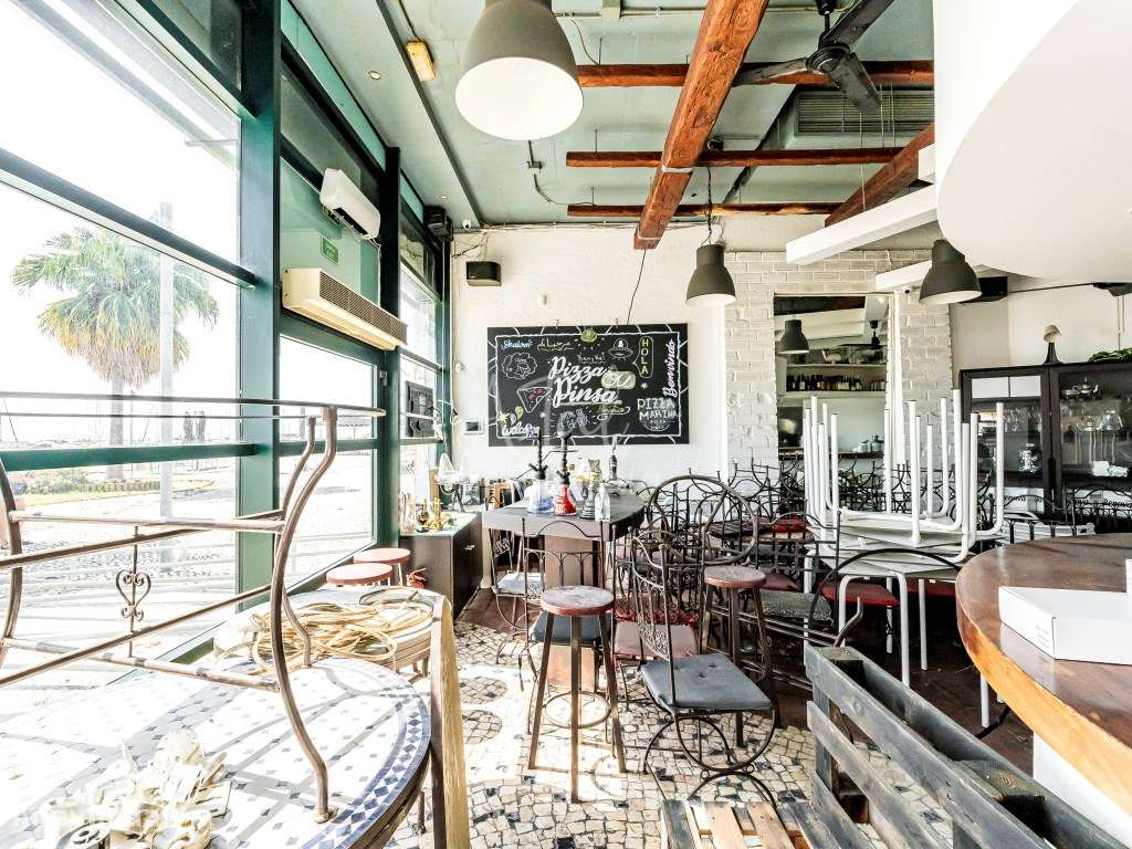 Espaço Comercial- Restaurante/ Bar na Marina da Expo de Lisboa - Grande imagem: 4/20