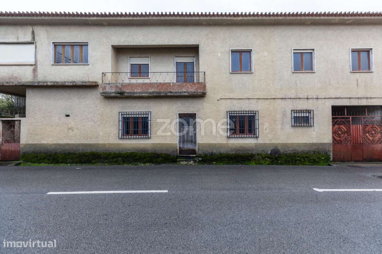 Moradia Com Terreno Para Investimento Sao Martinho Do Bispo Coim