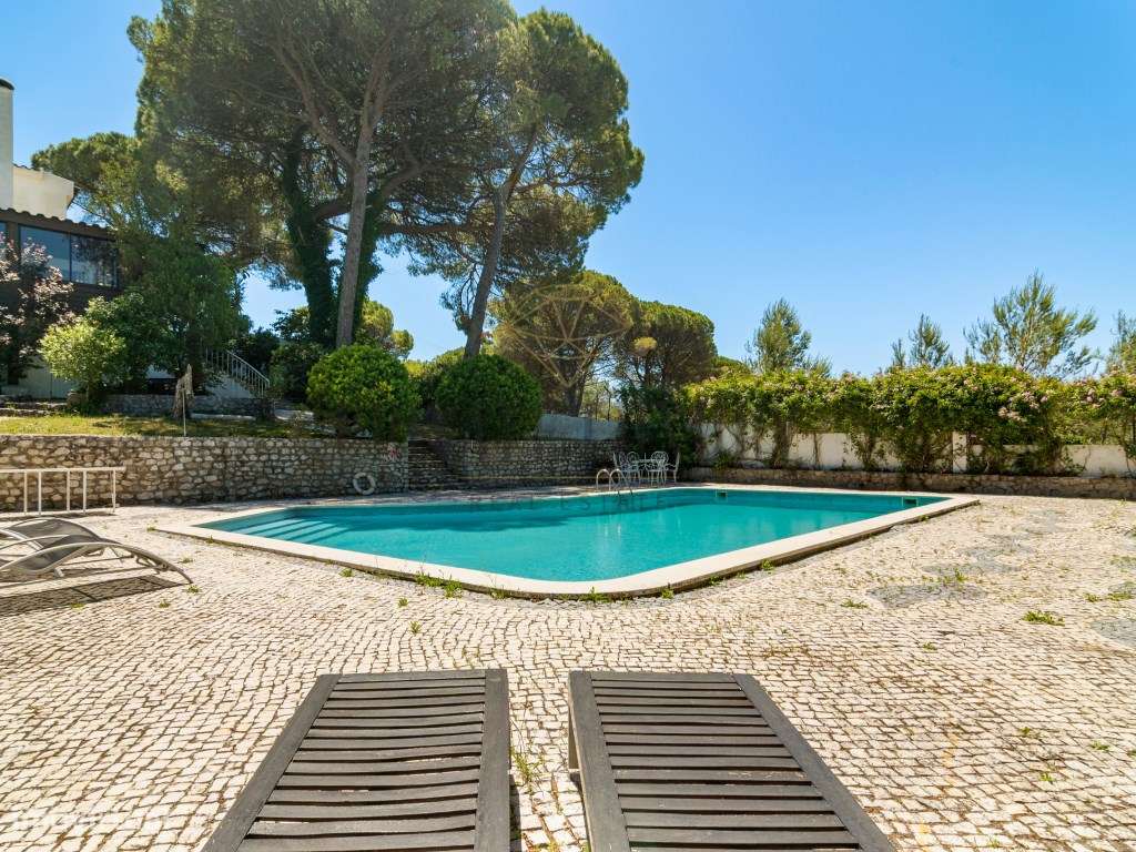 Moradia T7 com vista mar e piscina na Serra da Arrábida-29