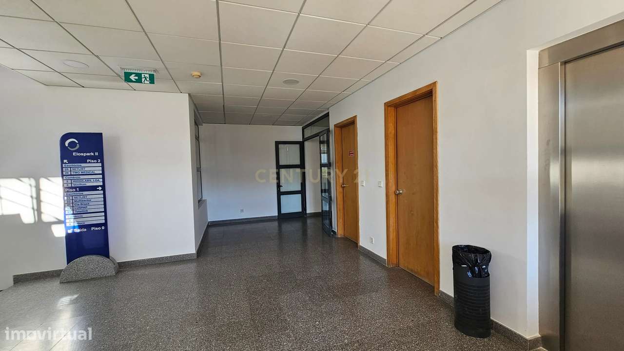 Escritório amplo e totalmente equipado no ElosPark II, em S. Marcos-6