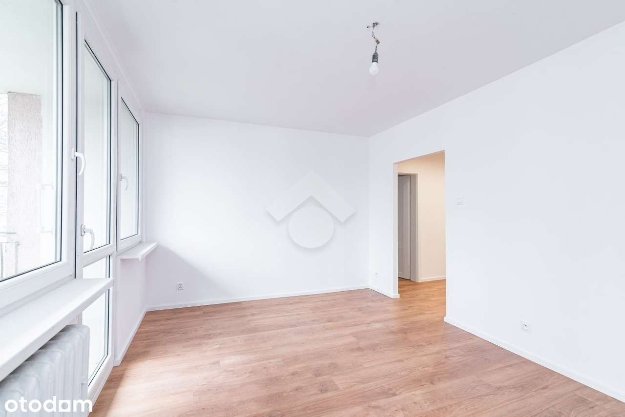 3-pokojowe przestronne mieszkanie z dużym salonem oraz osobną kuchnią-2