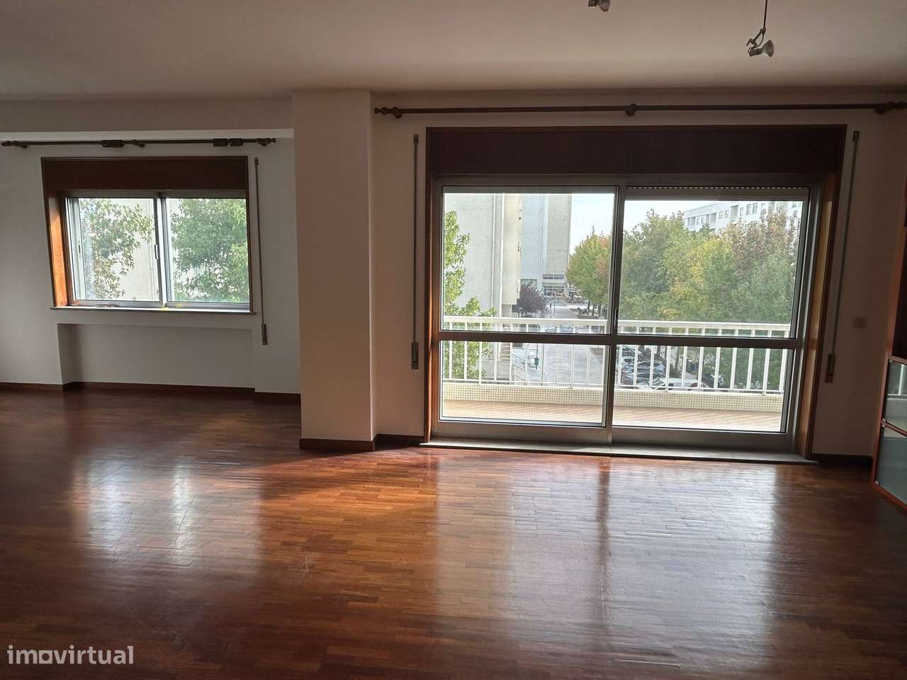 Arrenda-se T6 em Damião de Gois - Grande imagem: 4/34