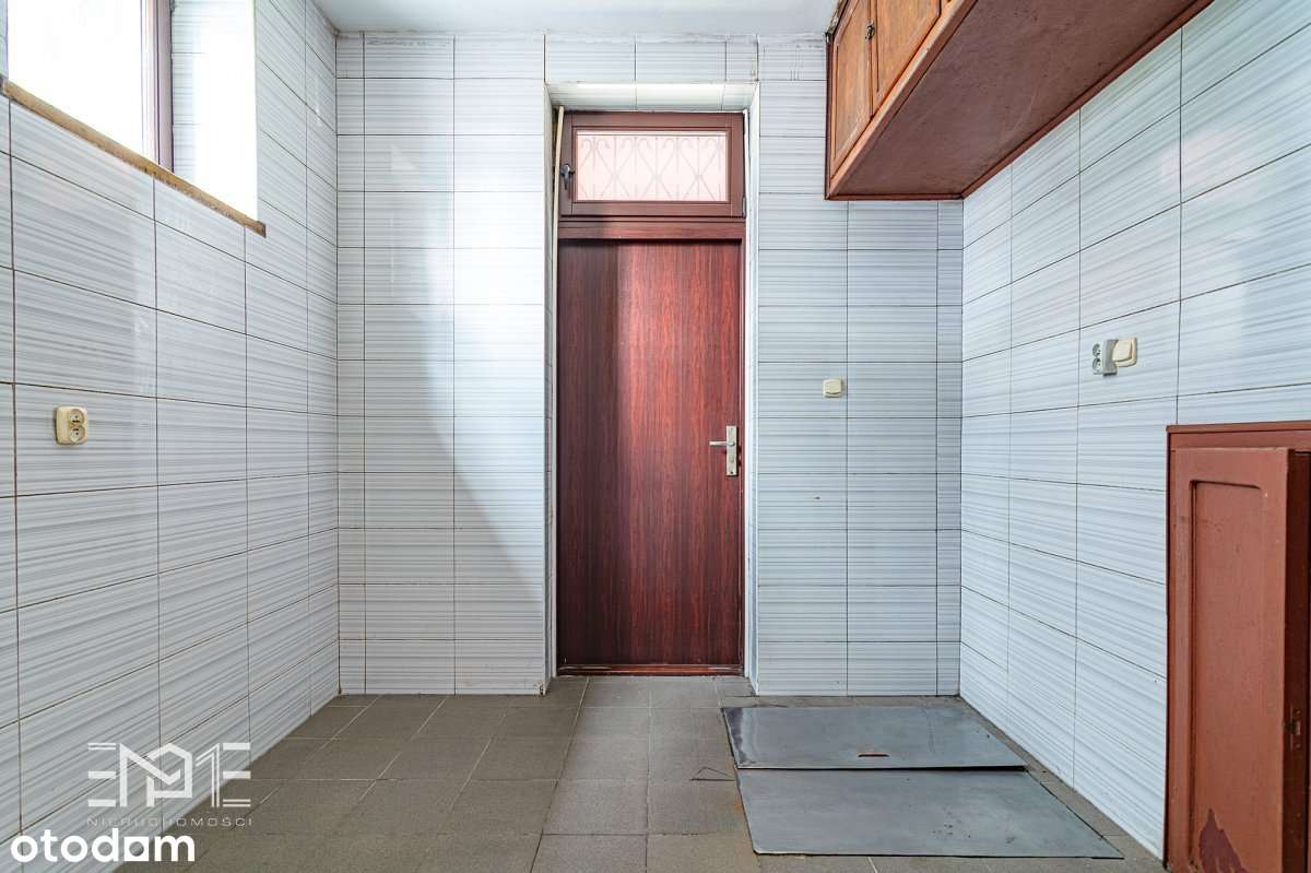 Przestronny lokal użytkowy - ul. Piaskowa Puławy-2