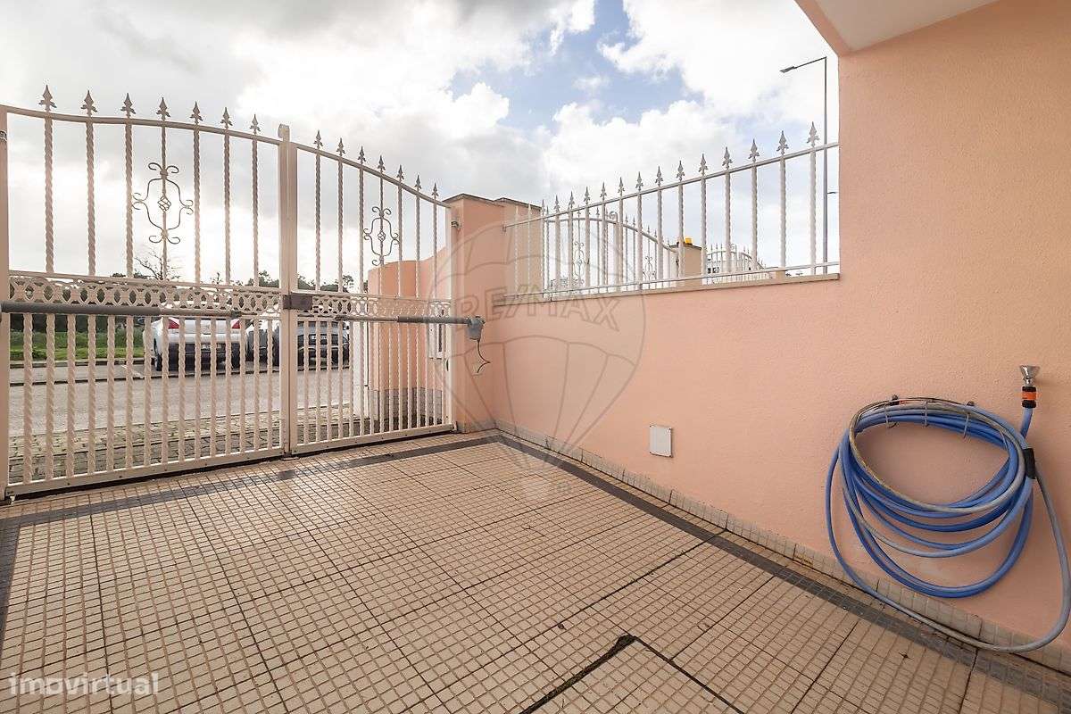 Moradia T2 para venda - Grande imagem: 2/49